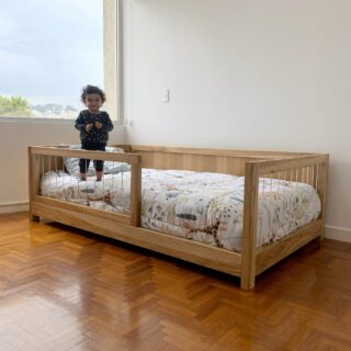 🌿Entregamos esta cama Luca para la pequeña Victoria.
🌸Esta cama de diseño moderno es muy versátil por lo que seguro la acompañará por años 😊

 #tikitá #diseñoparacrecer #diseñoinfantil #montessori #uio #madera #diseñomoderno